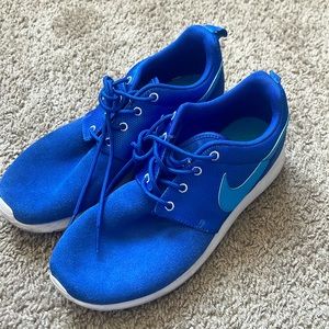 Nike Roshe Run Gs Royal White